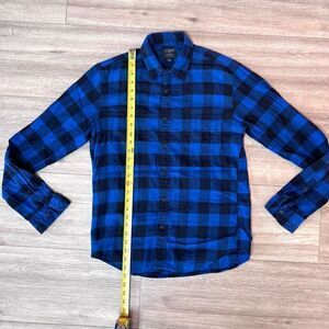 J. Crew Men's Blue Plaid Long Sleeve‎ Flannel Button Down Shirt Size Small